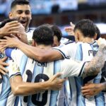 Sufriendo, Argentina está en octavos