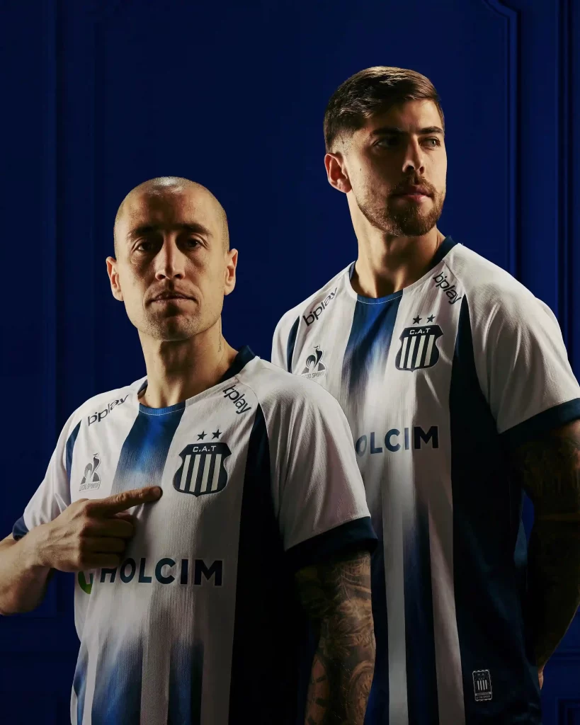 Presentación de Román Riquelme y Federico Fattori en Talleres de Córdoba.