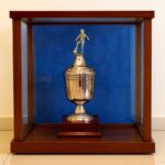 Trofeo de las ediciones 1969 y 1970 de la Copa Argentina.